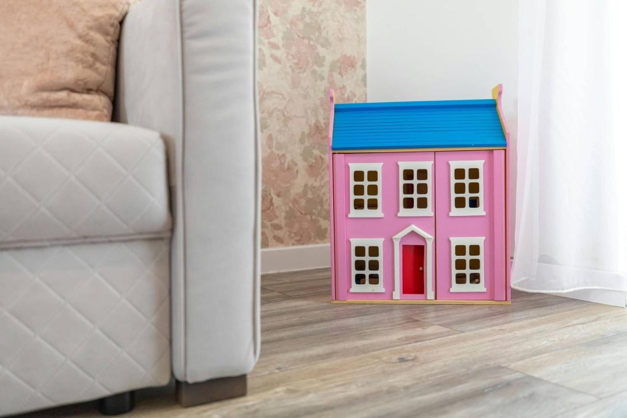 Legyesbenye Aszuvilag Rezidencia With Sauna & Jacuzzi מראה חיצוני תמונה