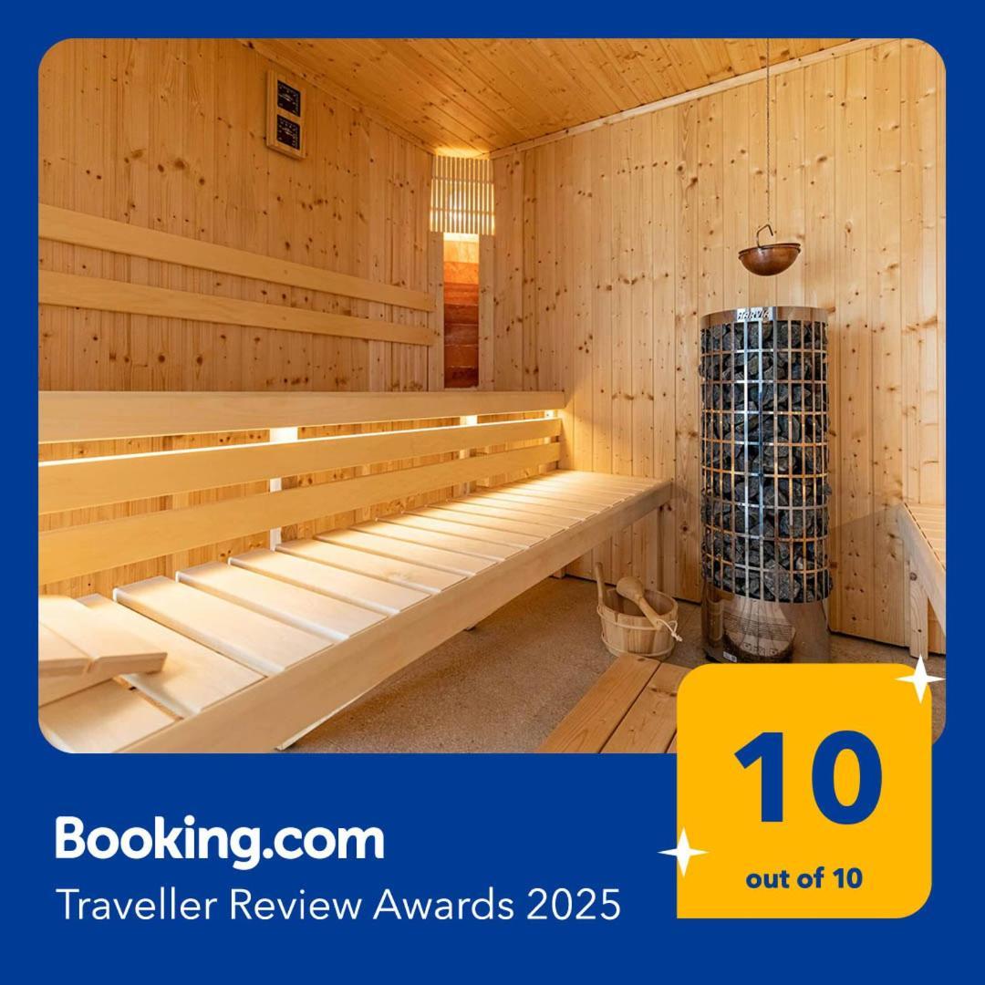 Legyesbenye Aszuvilag Rezidencia With Sauna & Jacuzzi מראה חיצוני תמונה